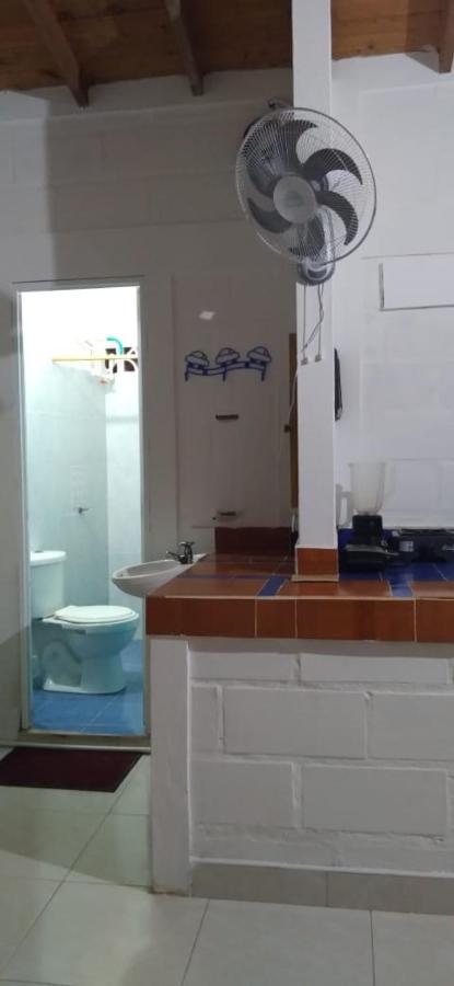 Habitacion Triple Con Cocina Y Bano Privado Necocli Luaran gambar